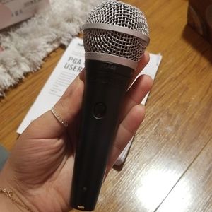 Microphone